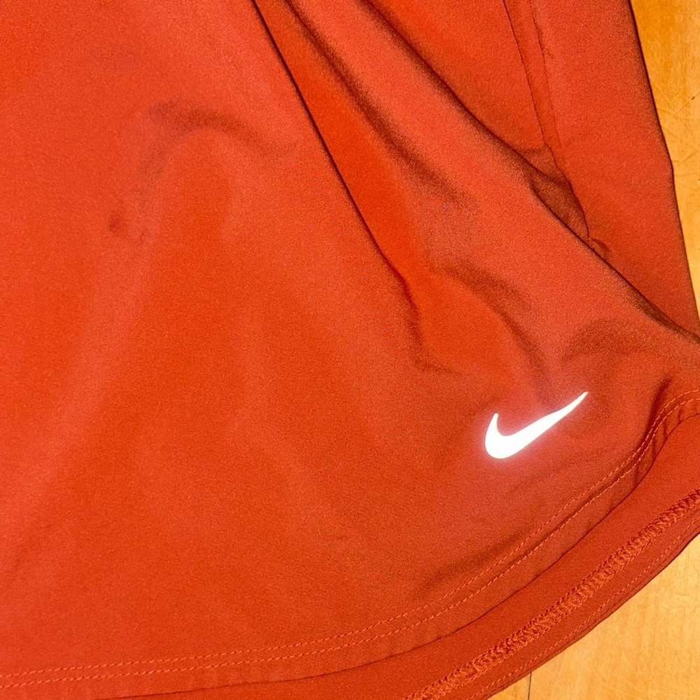 Women’s Nike athletic running shorts - Picture 3 of 5